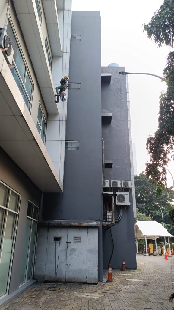 jasa cat waterproofing dinding eksterior profesional di Jabodetabek